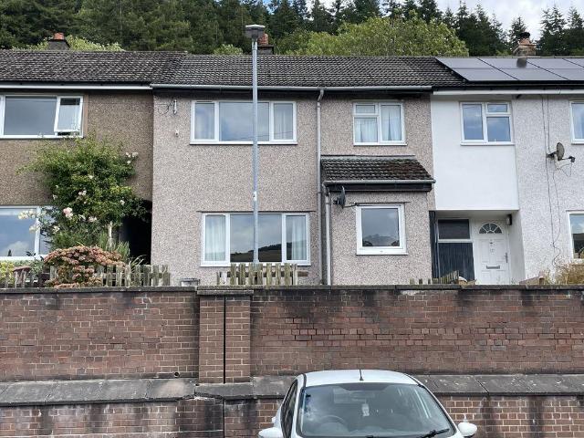 House for sale in Llangollen
