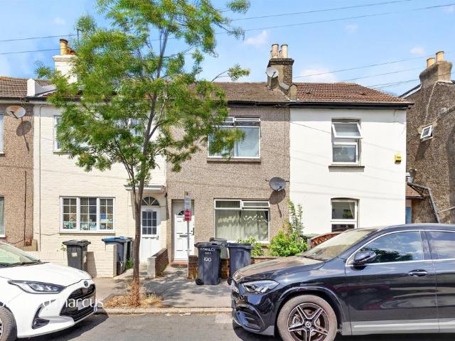 House for sale in London Borough of Croydon, Thornton Heath