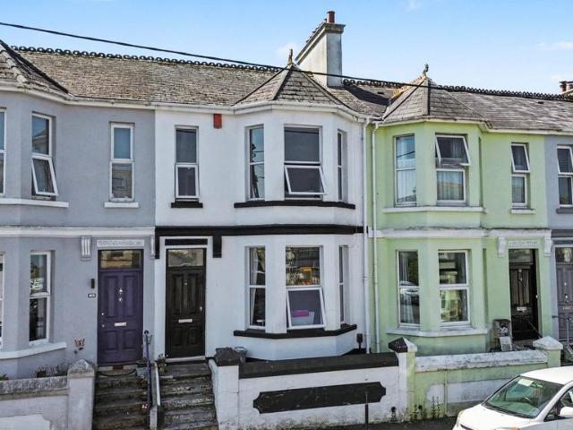 House for sale in Colebrook Village, Mount Wise