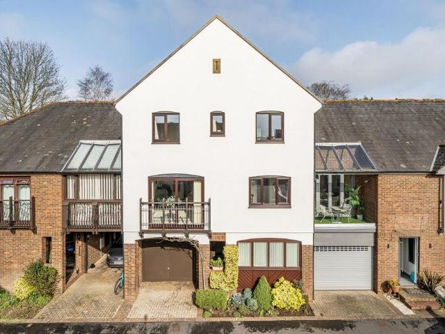 House for sale in Watergate, Devon
