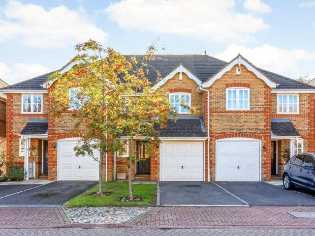 House for sale in Sunningdale
