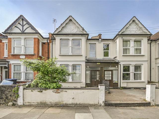 House for sale in New Southgate, Greater London