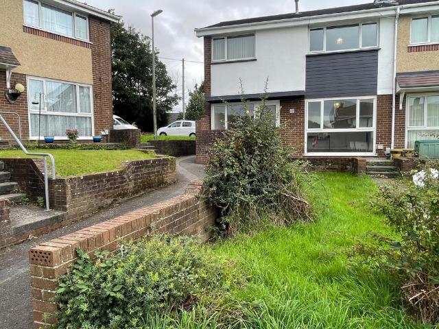 House for sale in Cimla, Briton Ferry