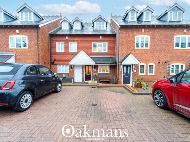 House for sale in Bromsgrove, Worcestershire