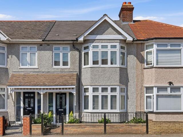 House for sale in Greater London