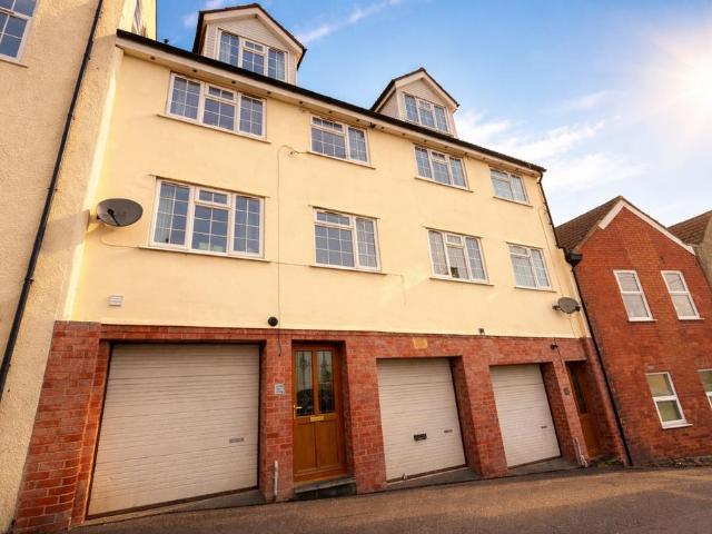 House for sale in Easton-in-gordano, North Somerset