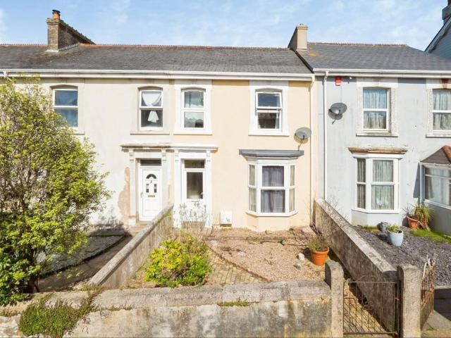 House for sale in Mount Ambrose, Cornwall