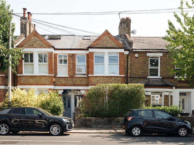 House for sale in London Borough of Lewisham, Greater London