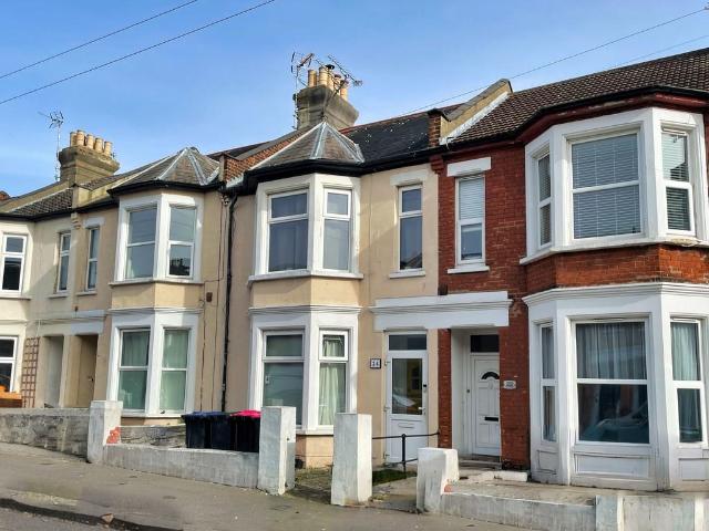 House for sale in Alton Barnes, Essex