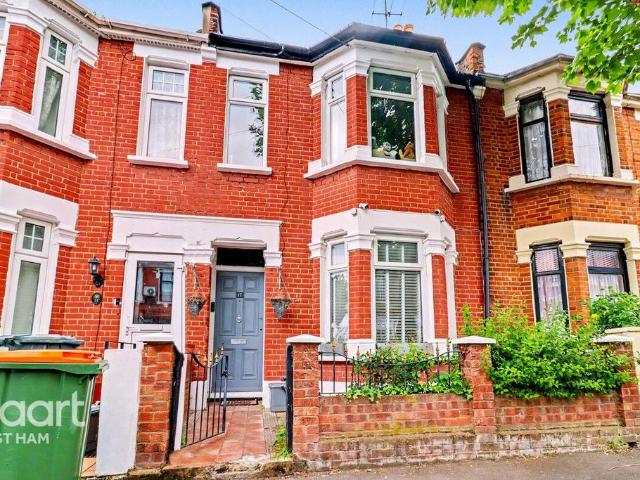 House for sale in Little Ilford, Greater London