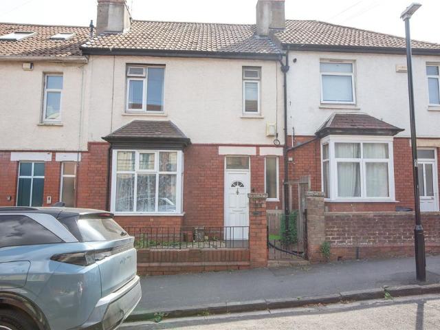 House for sale in Horfield, Feckenham