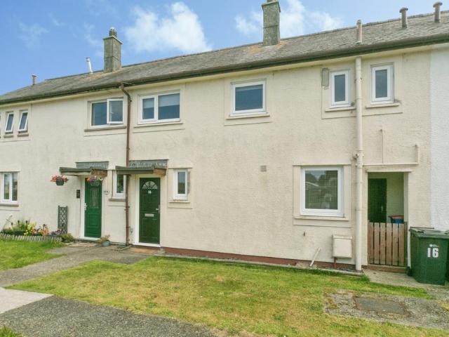 House for sale in Llanfihangel yn Nhowyn, Caergeiliog