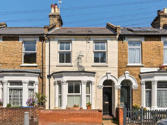 House for sale in Peckham, Greater London
