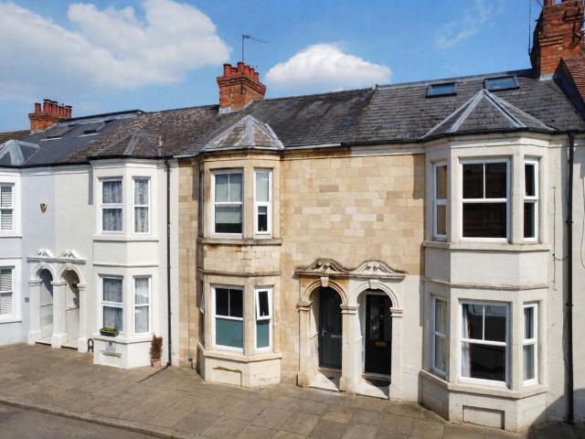 House for sale in Northampton, Northamptonshire