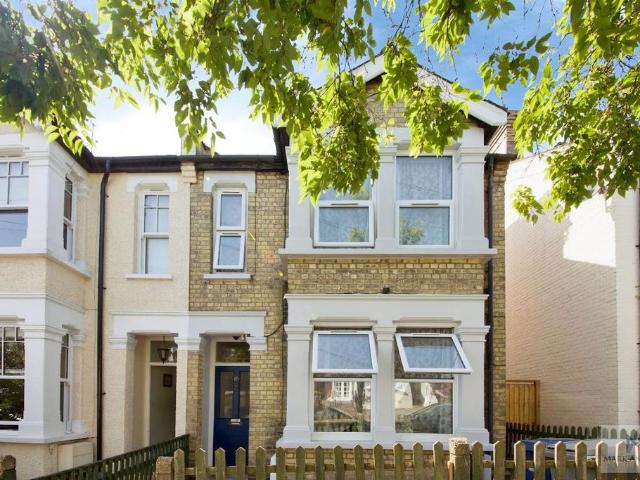 House for sale in Whetstone, Greater London