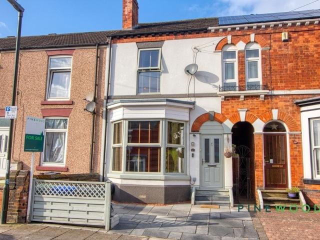 House for sale in Loundsley Green, East Midlands