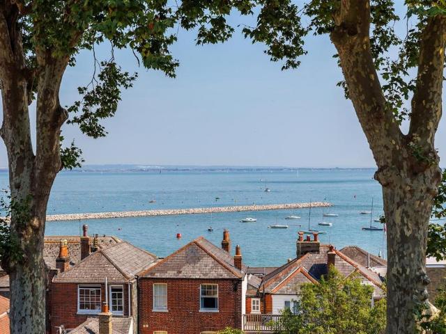 House for sale in Cowes, Isle Of Wight