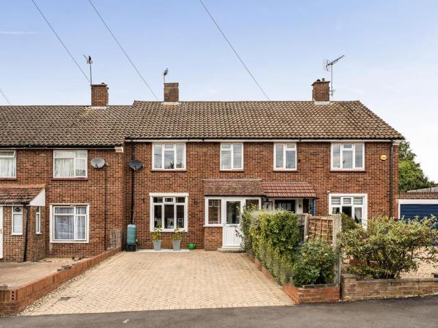 House for sale in London Borough of Harrow, Greater London