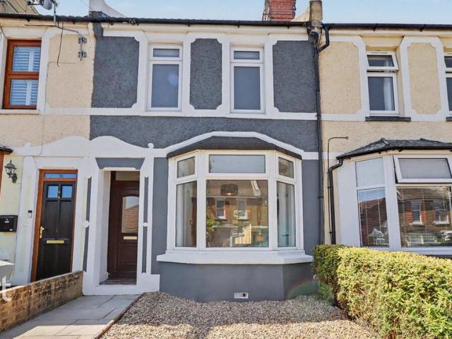 House for sale in Willesborough, Bridgefield