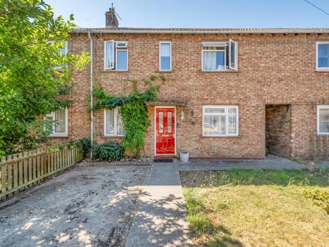House for sale in Oad Street, Kent