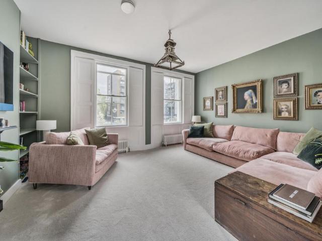 House for sale in Old Kent Road, Greater London