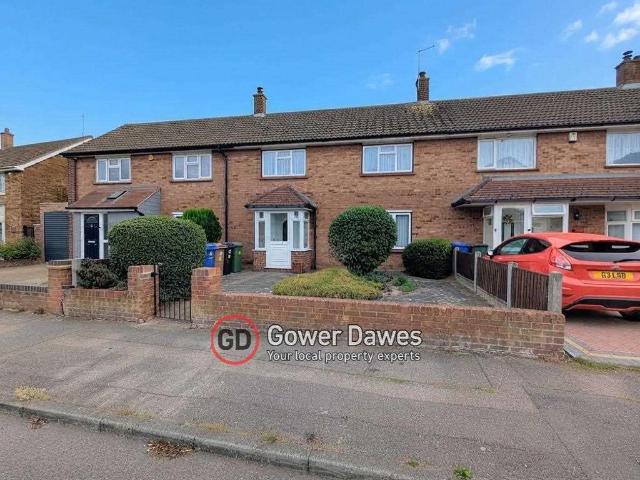 House for sale in Chadwell St Mary, Essex