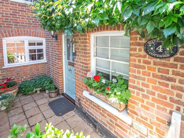 House for sale in Hatfield, Fretherne