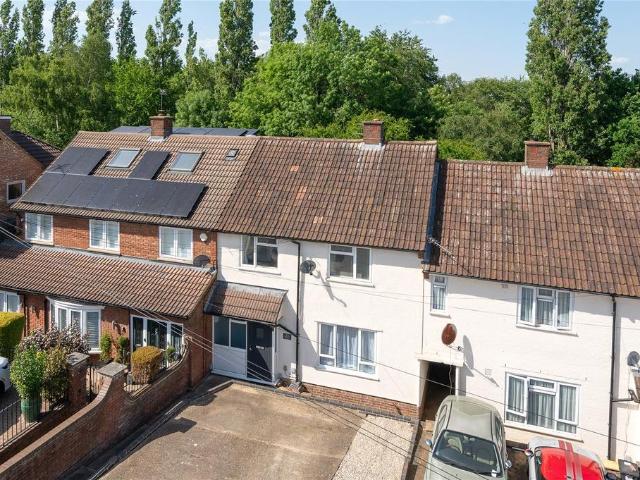 House for sale in St Albans, Five Acres