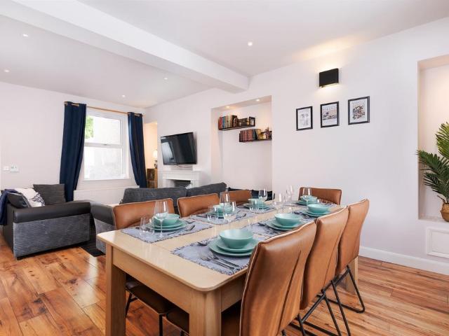 House for sale in Glynneath, Glyn-neath