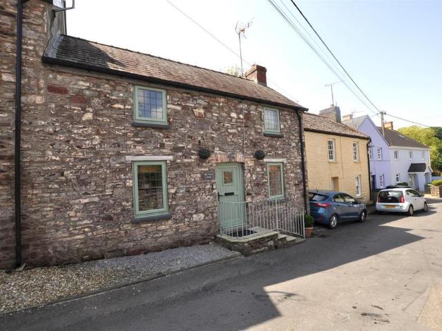 House for sale in Laugharne, Wales