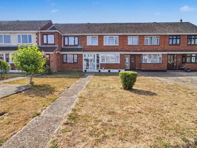 House for sale in Harold Hill, Greater London