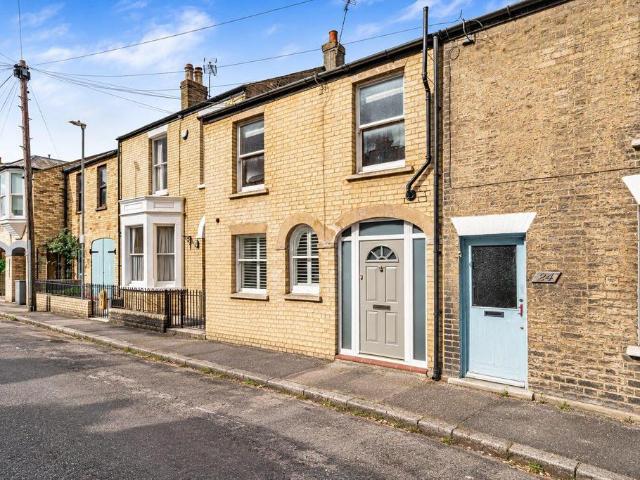 House for sale in Petersfield, Cambridge