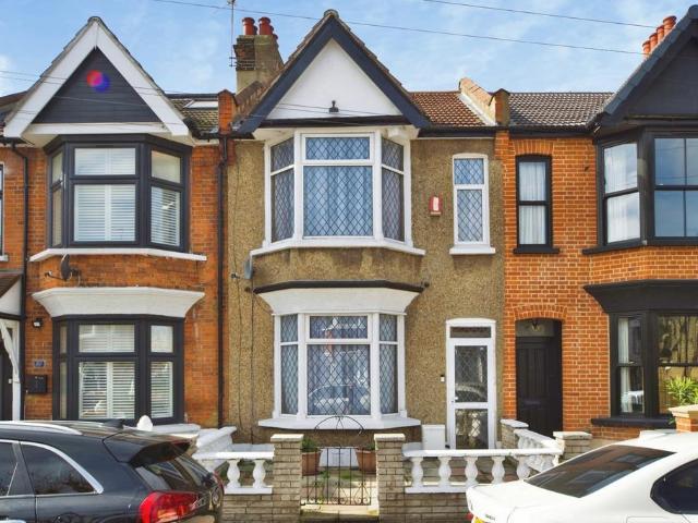 House for sale in Upton Park, Greater London