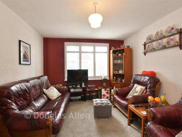House for sale in Plashet, Greater London