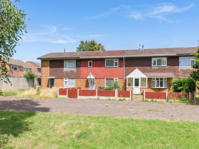 House for sale in Heath Hayes and Wimblebury, Chadsmoor