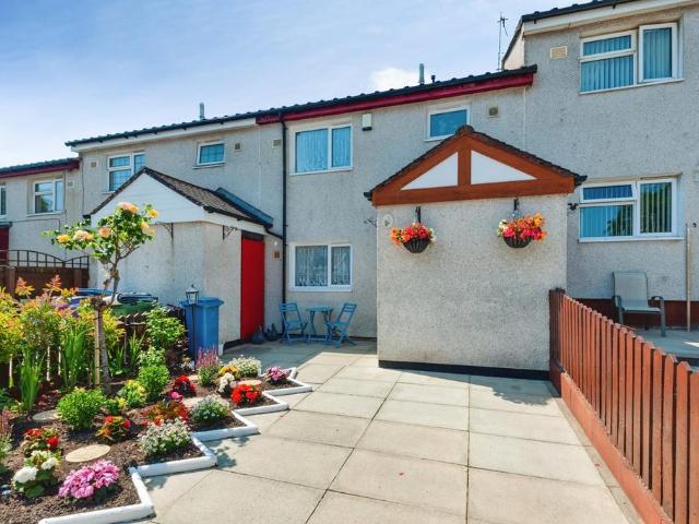House for sale in Calderstones