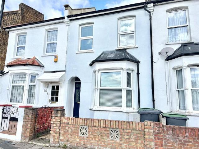House for sale in Greater London