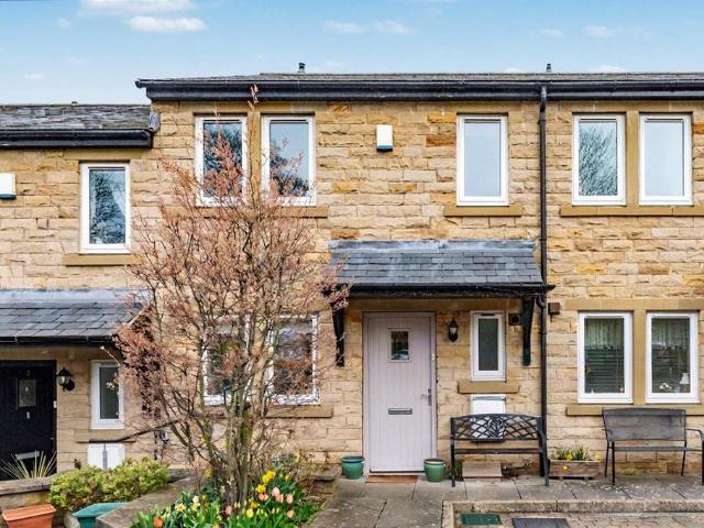 House for sale in Yeadon, West Yorkshire