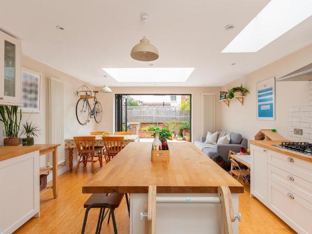 House for sale in Feckenham, City Of Bristol