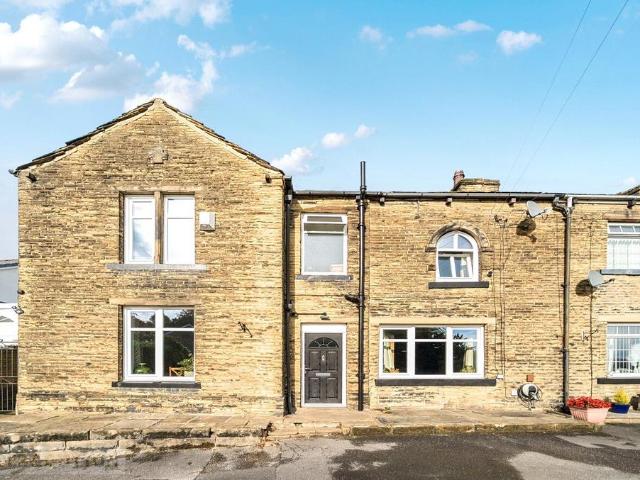 House for sale in Netheroyd Hill, Kirklees