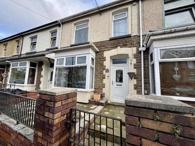 House for sale in Troed-y-rhiw, Troedyrhiw