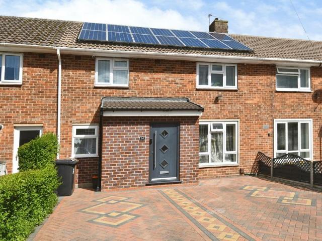 House for sale in Ermine West, Brayford