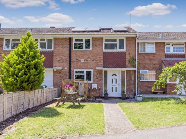 House for sale in Colnbrook with Poyle, Slough