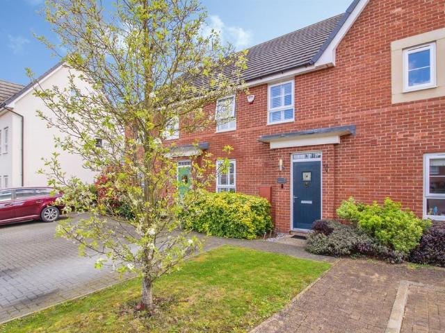 House for sale in Broughton Gate, Milton Keynes