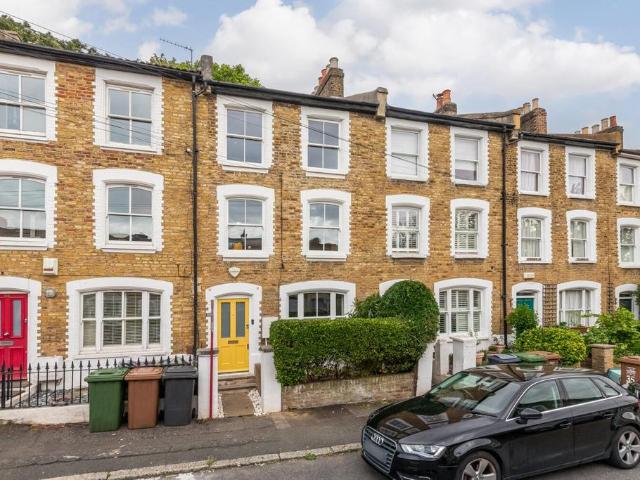 House for sale in London Borough of Lewisham, Forest Hill
