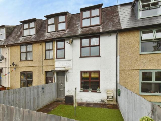 House for sale in Ystradgynlais, Wales