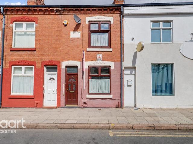 House for sale in Latimer, Leicester