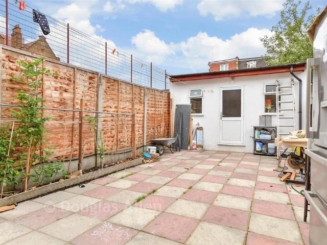House for sale in Manor Park, Greater London