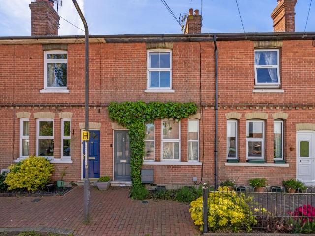 House for sale in Hawkenbury, Sandown Park