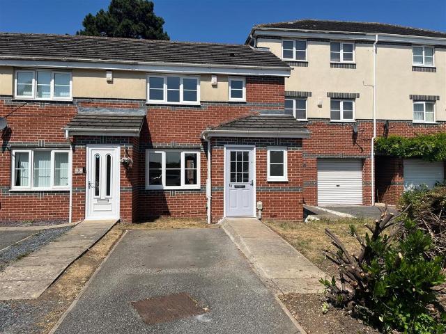 House for sale in Longhill, Hull